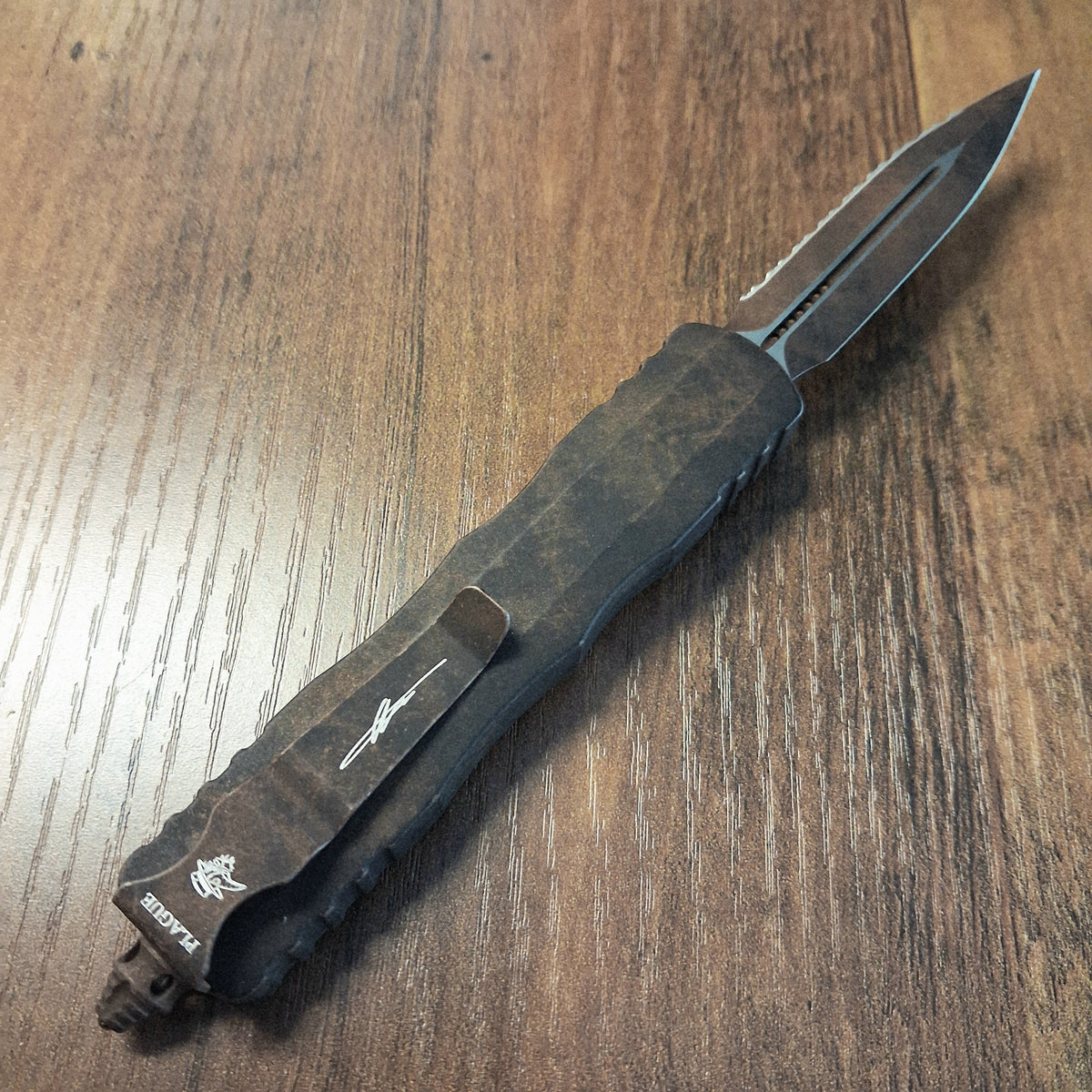 Microtech 225-3PLOBS Dirac D/E F/S Plague Outbreak Signature Series OTF Auto