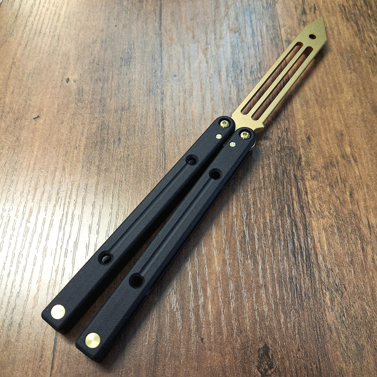 Squid Industries Topaz Squidtrainer