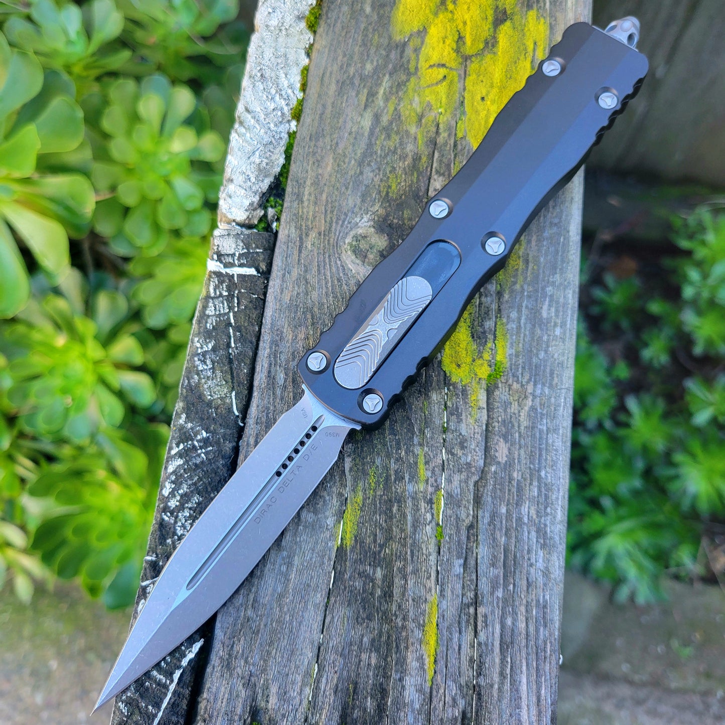 Microtech 227-10AP Dirac Delta D/E Tactical Standard Apocalyptic OTF Auto