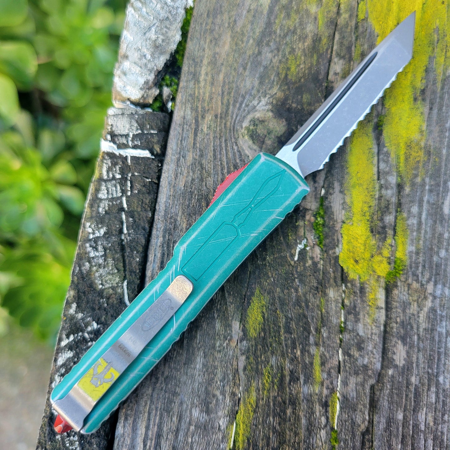 Microtech 149-12BH UTX-70 T/E F/S Bounty Hunter Apocalyptic OTF Auto