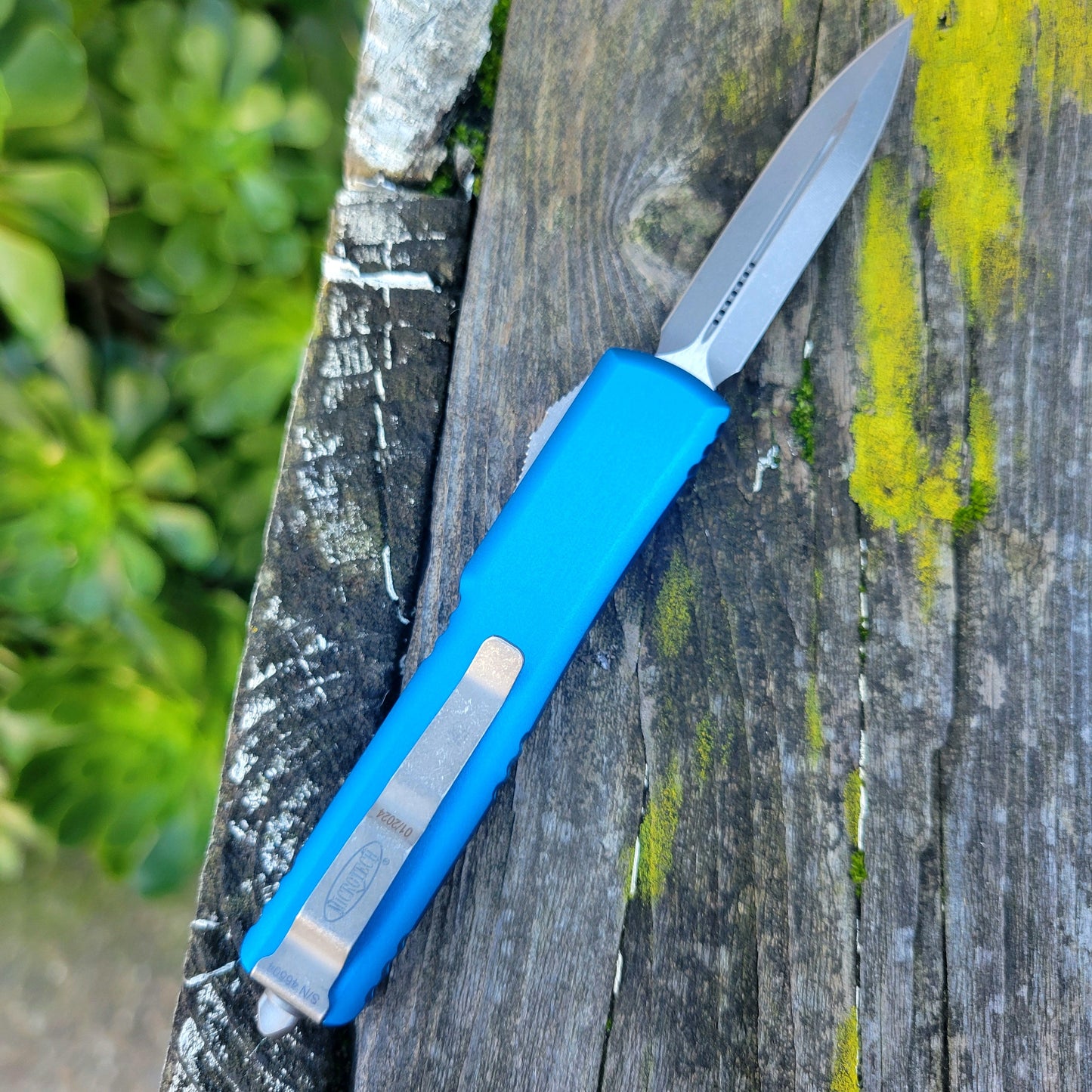 Microtech 147-10APBL UTX-70 Blue D/E Apocalyptic OTF Auto