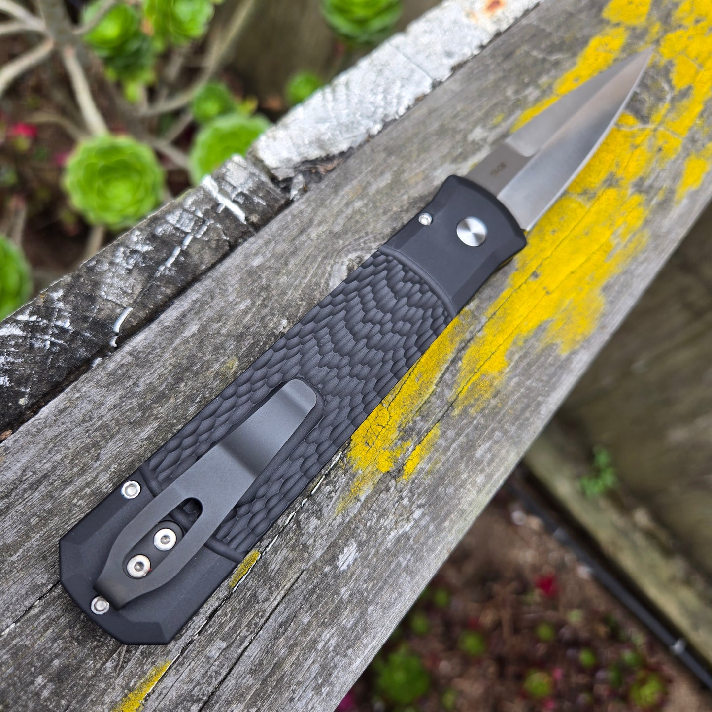 Protech 925-LTD Godfather Black Jigged 154cm Auto