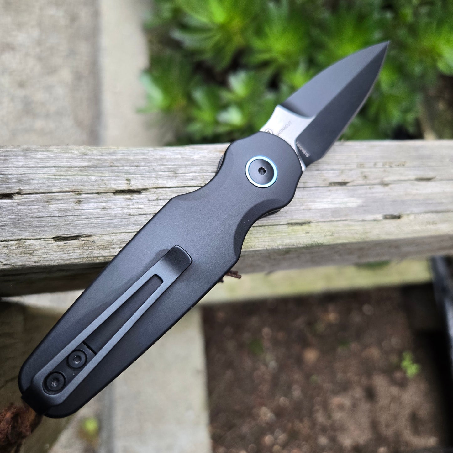 Hogue Knives 64290-LIM Ballista II Carbon Fiber Bayonet Magnacut Auto *LIMITED EDITION*