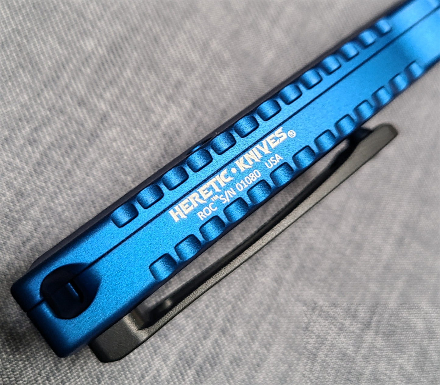 Heretic Knives H060-6A-BLU ROC Maganacut OTF