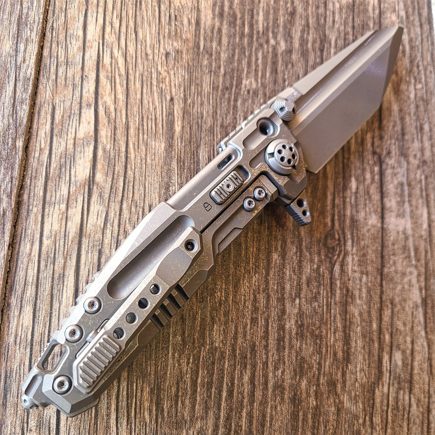 District 9 Marauder Titanium Folder