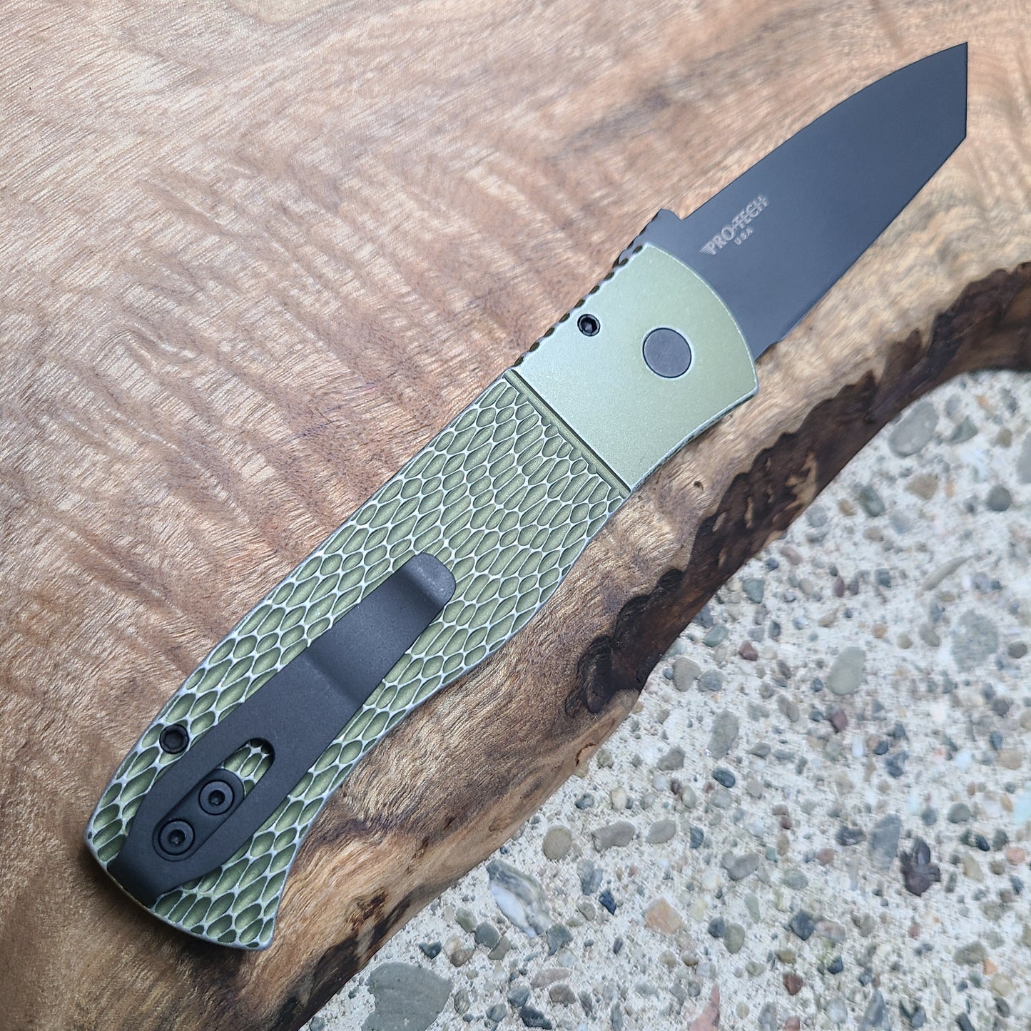 Protech E7T15-BW Green CQC7 Green Battleworn 2-Tone Auto