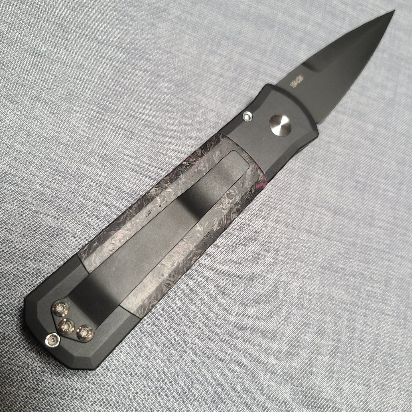 Protech 7FC32 Godson Fat Carbon Dark Matter Purple Inlay Black 154cm Auto