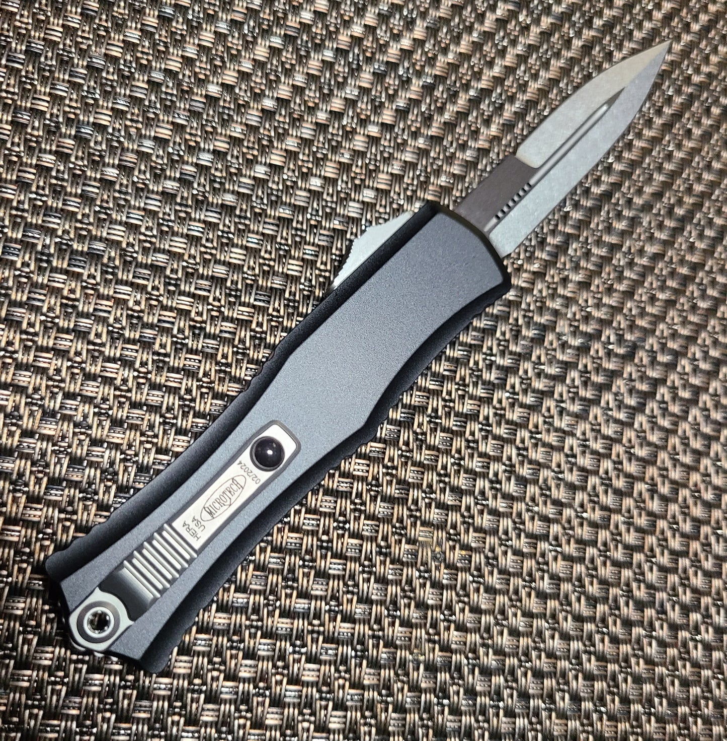 Microtech 1701M-10 Hera II Mini Bayonet Stonewash Standard OTF