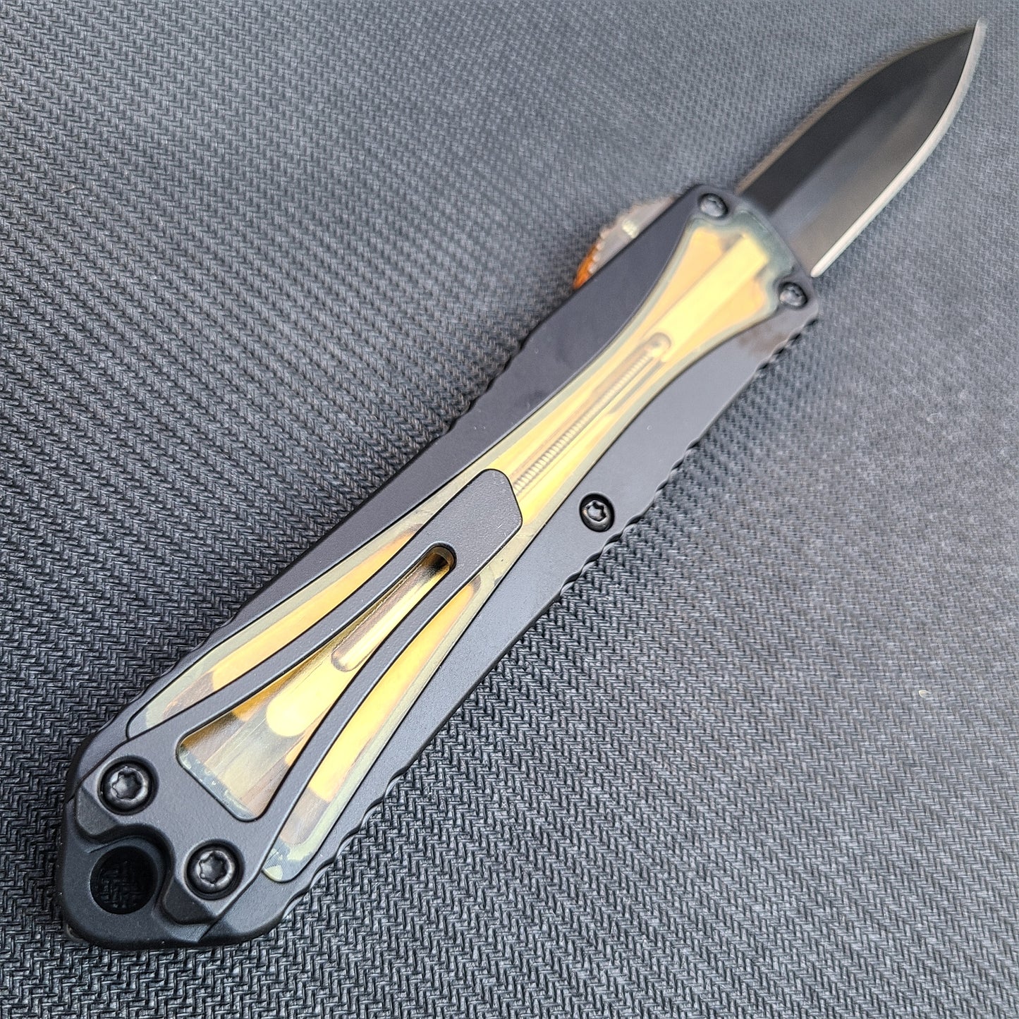 Heretic Knives H028-6A-ULTEM Manticore E Ultem D/E DLC OTF Auto