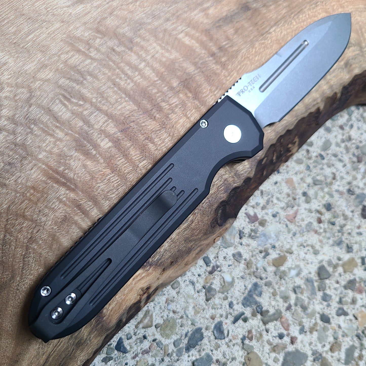 Protech 1804 PDW Invictus Magnacut Auto