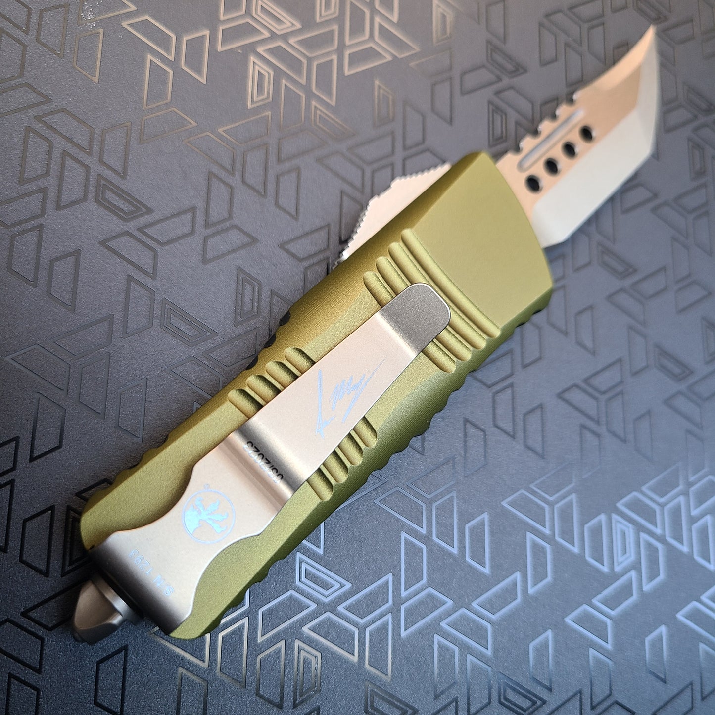 Microtech 819-1ODS Mini Troodon Hellhound Tactical Standard OD Green Signature Series OTF Auto