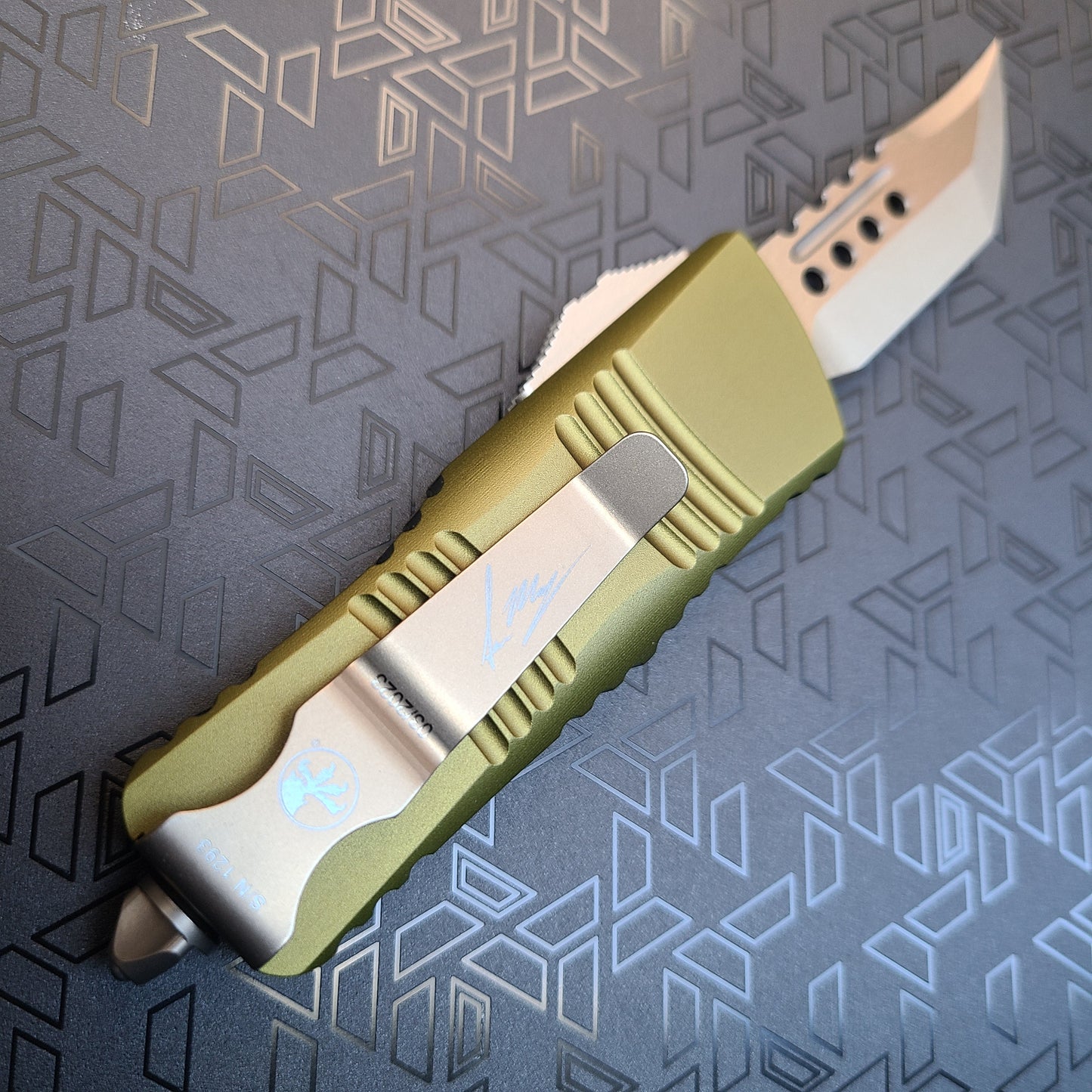 Microtech 819-1ODS Mini Troodon Hellhound Tactical Standard OD Green Signature Series OTF Auto