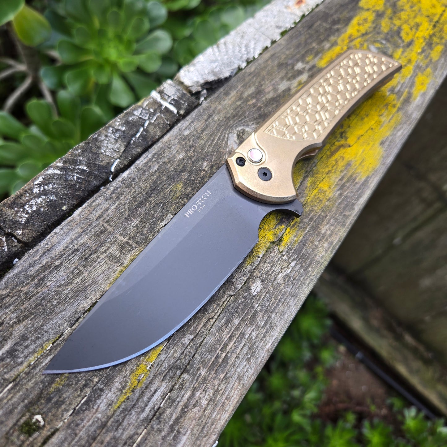 Protech MX116 Mordax AlBronze Gridlock Black S45vn Folder