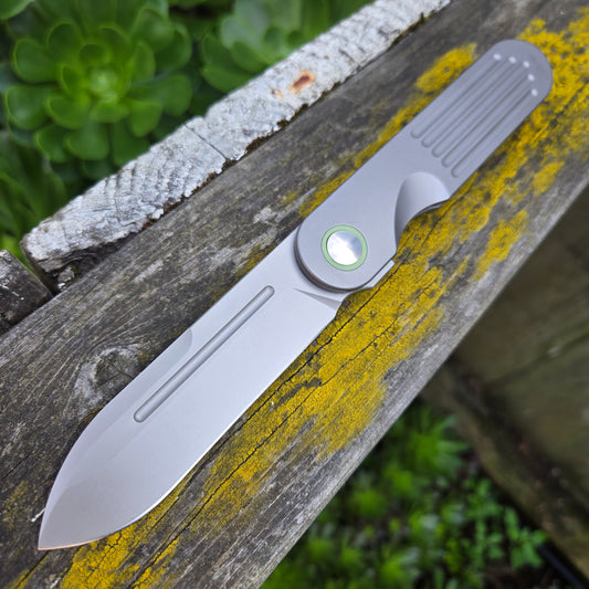 Terrain 365 101401 Narwhal-AT Titanium Terravantium Folder