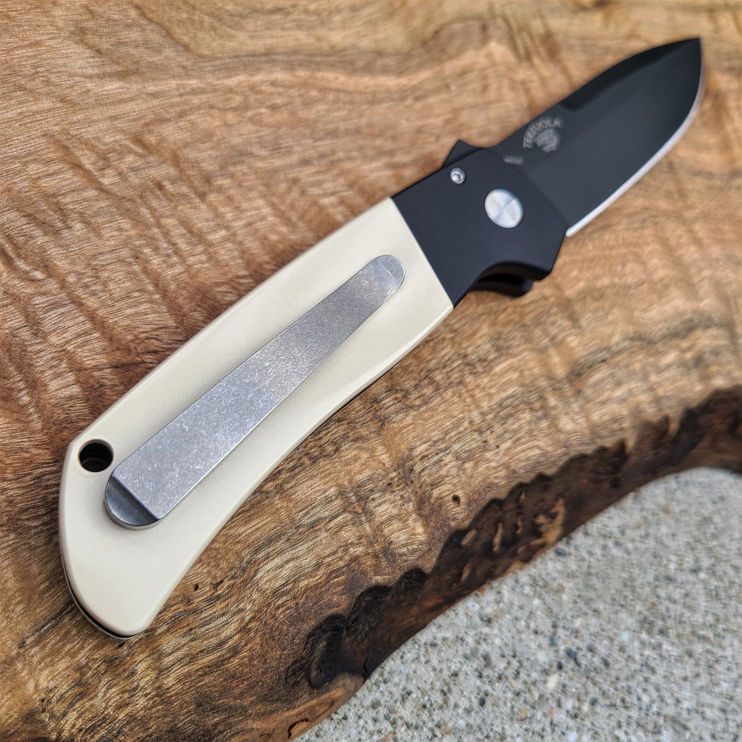 Protech BT2752 Terzuola Tuxedo ATCF Blk Magnacut Auto *CUSTOM SCRIMSHAW*