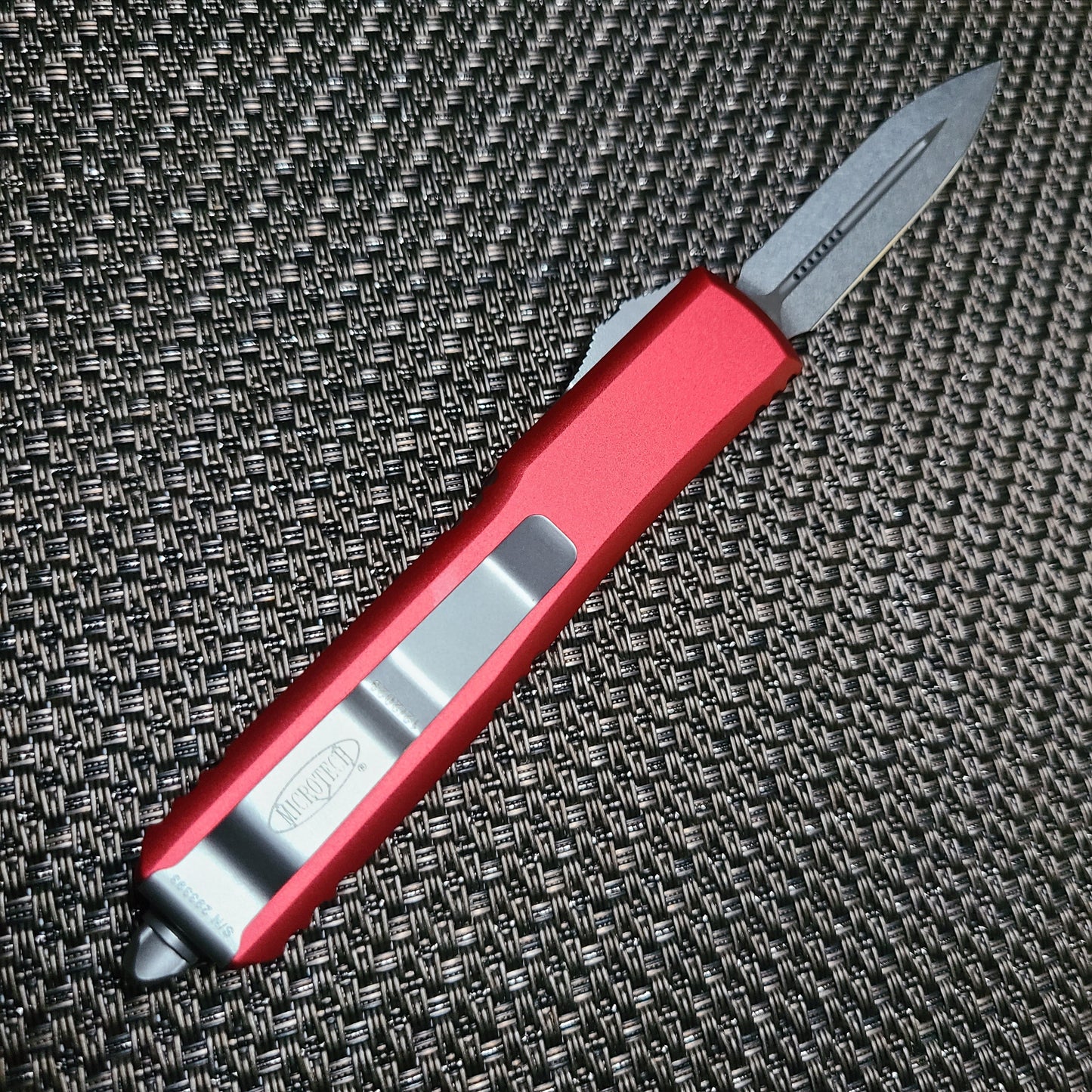 Microtech 122-12RD Ultratech D/E F/S Red Stonewash OTF Auto