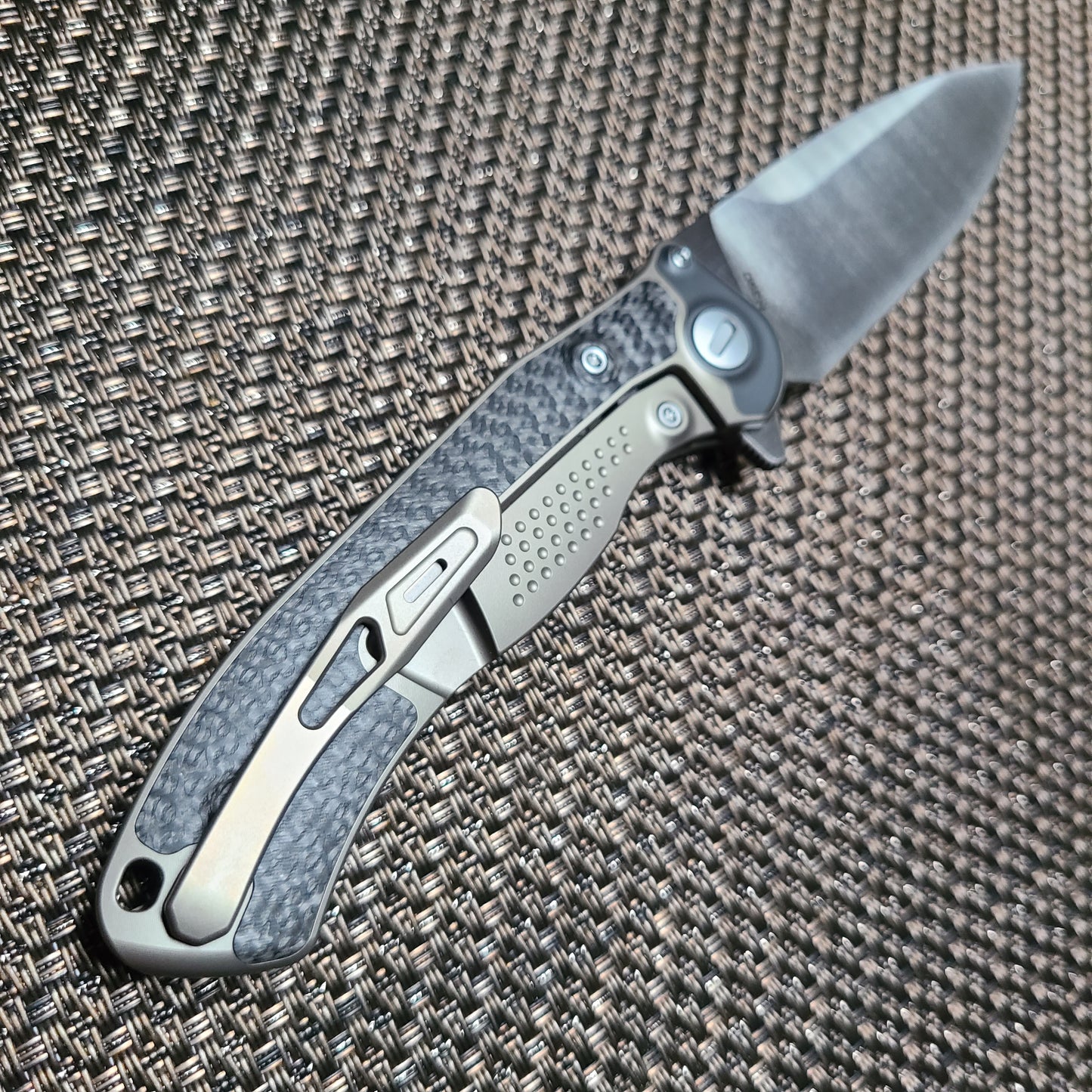 Venom Knives Bone Doctor Titanium CF M390 Folder