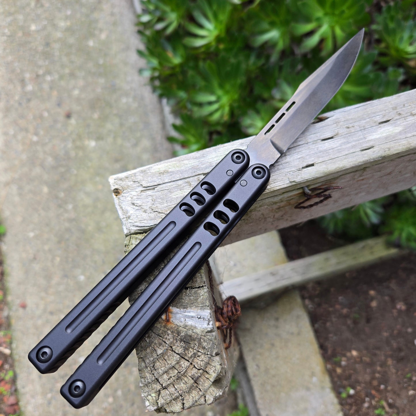 Squid Industries Mako Harpoon Inked Black Balisong