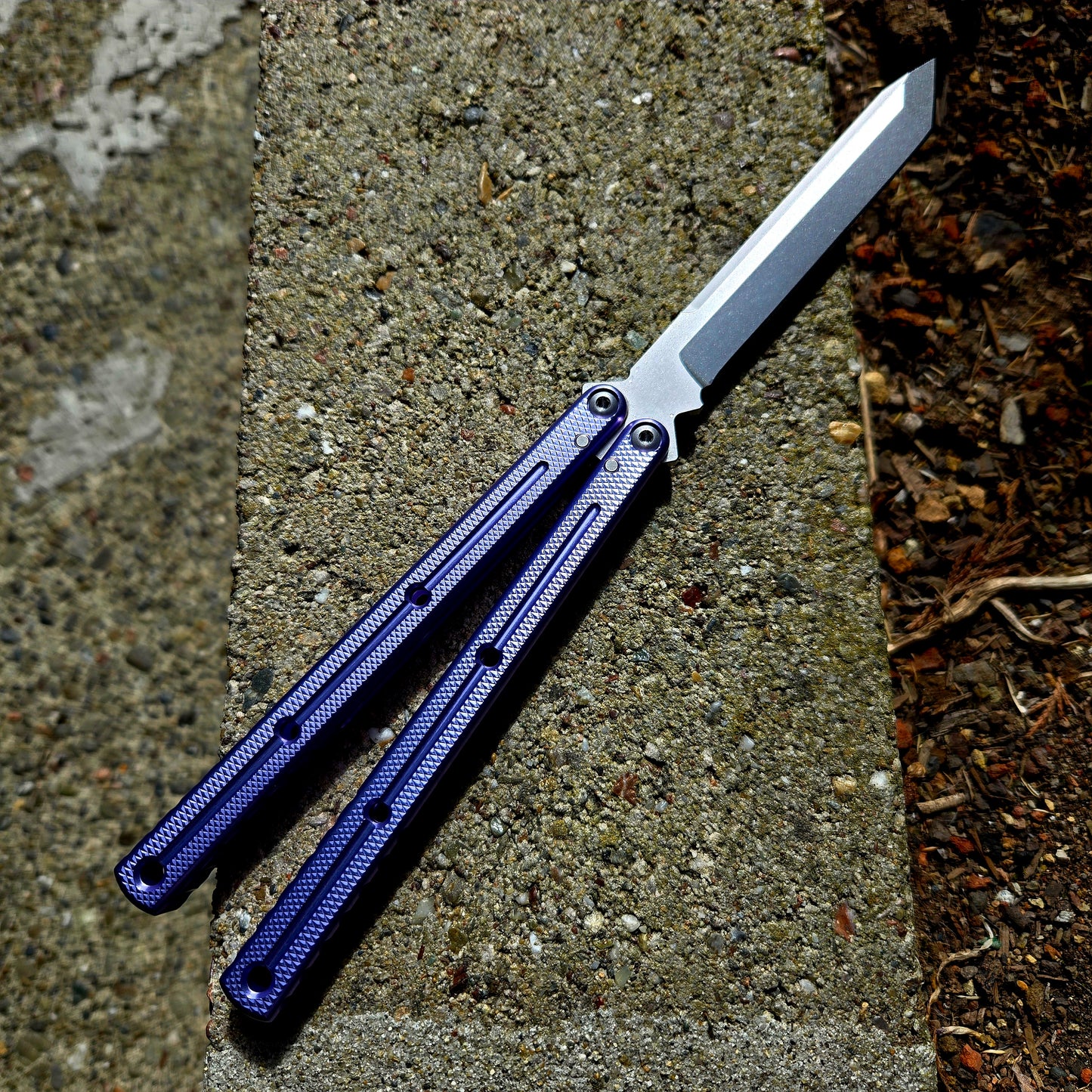 Squid Industries Krake Raken V3 Matte Lavender Tanto Balisong