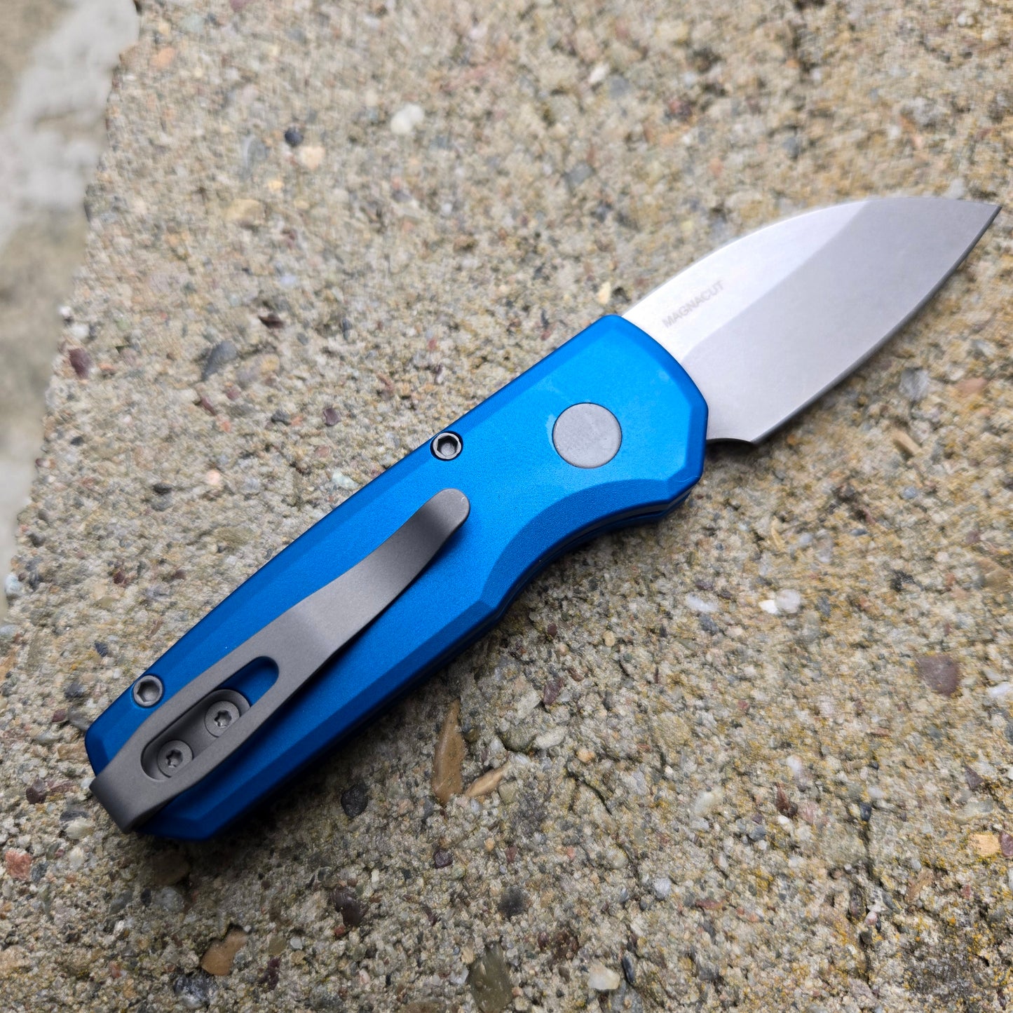Protech R5301-Blue Runt 5 Wharnclifffe Stonewash Magnacut Auto
