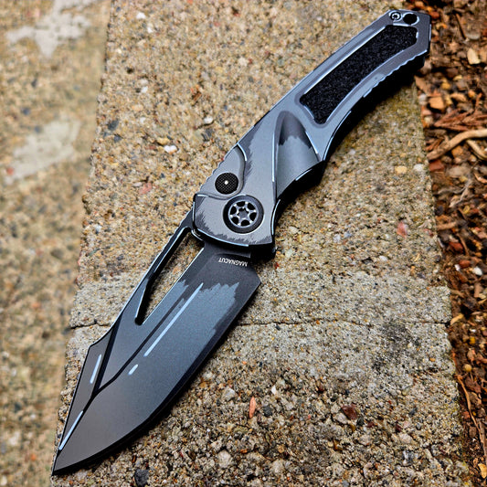 Heretic Knives H046-CS-GRY Pariah Manual Magnacut SE Cel Shade Stealth Gray Tritium Button Lock Folder