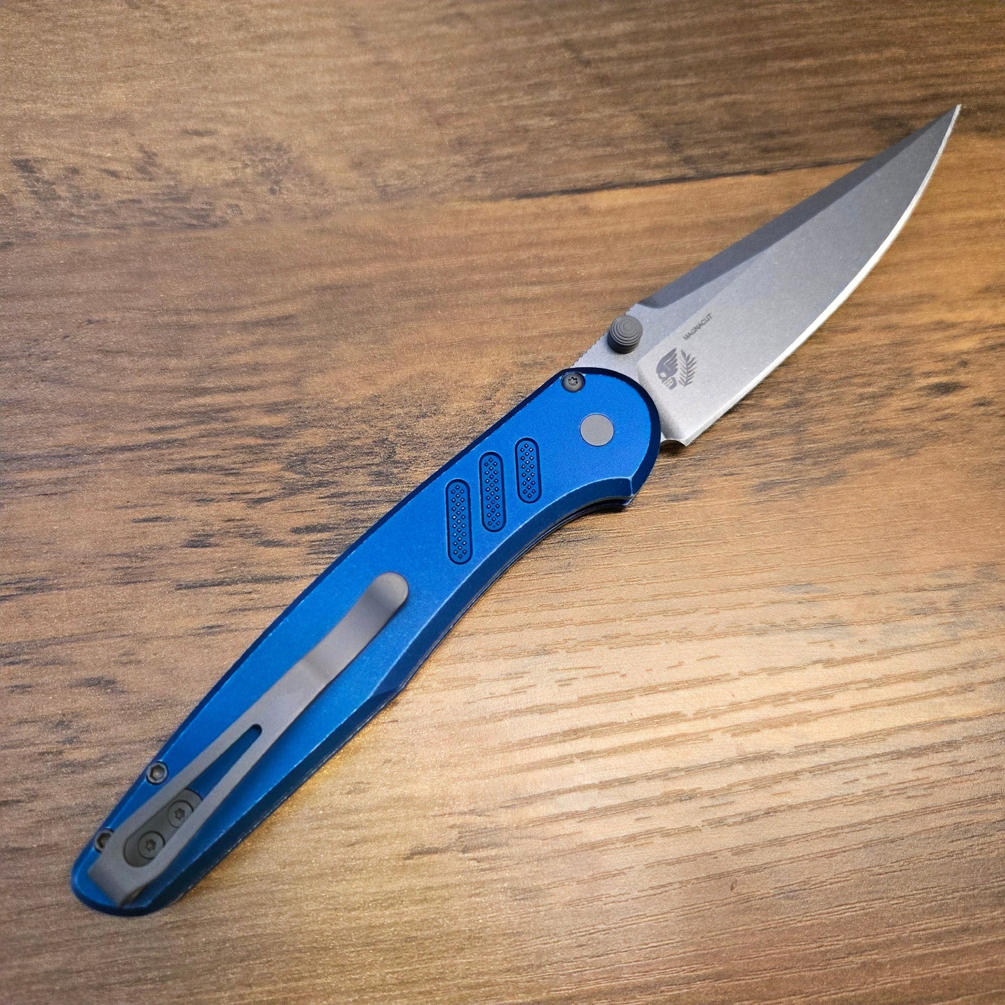 Protech x Peace Neighbor Design Avalon Battleworn Knurled Blue Magnacut Folder