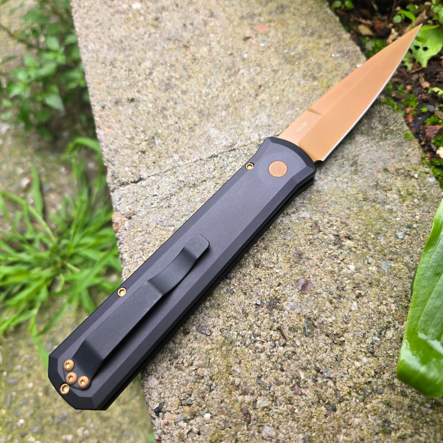 Protech 921-TAN Godfather Black Handle Tan 154cm Auto