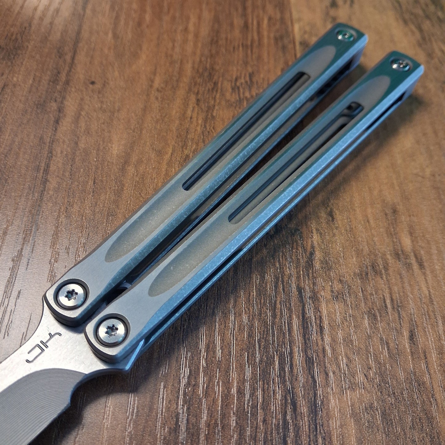 JK Design Single Slot Embargo 353 Balisong