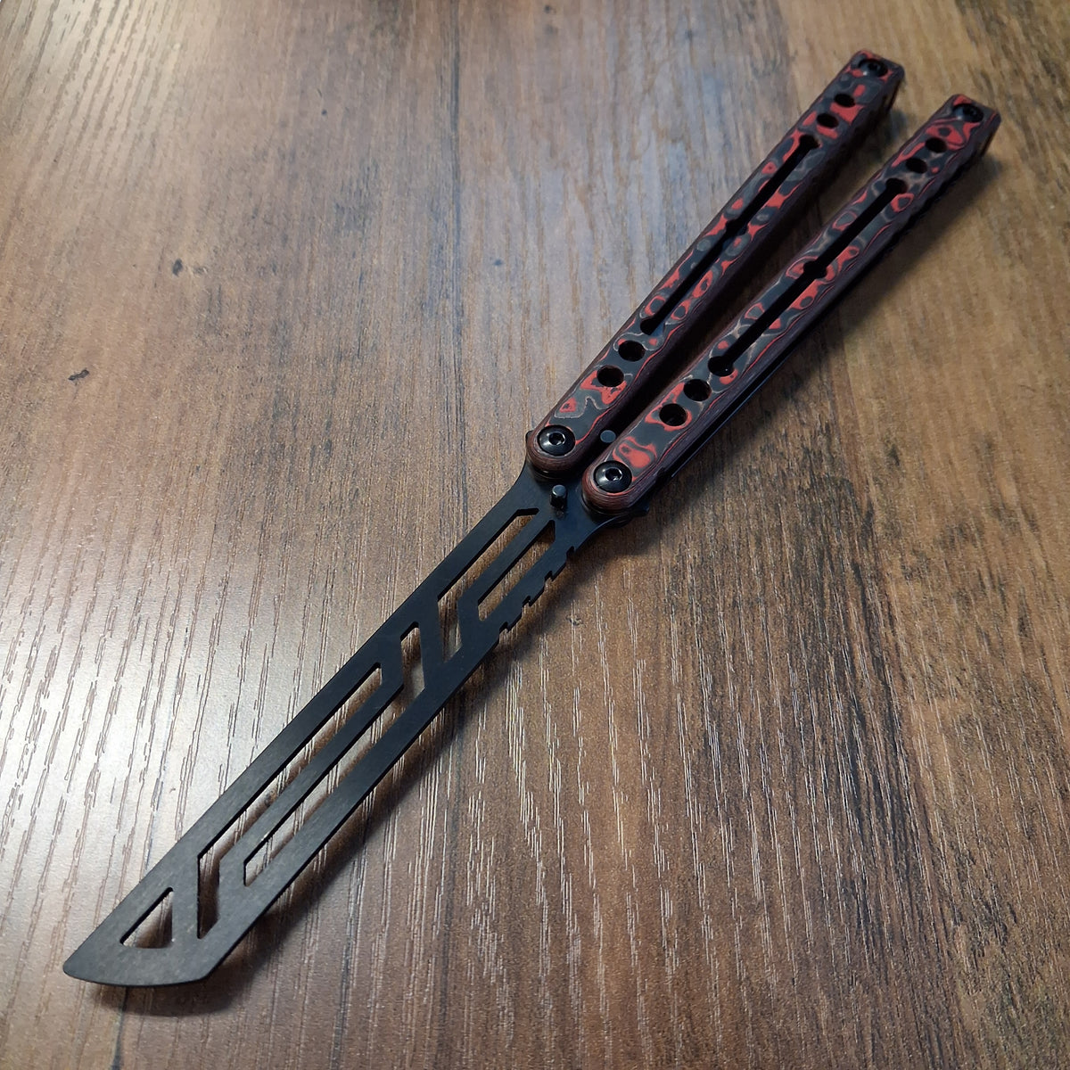 Squid Industries Nautilus V2 Red Wake Inked Black Trainer Balisong