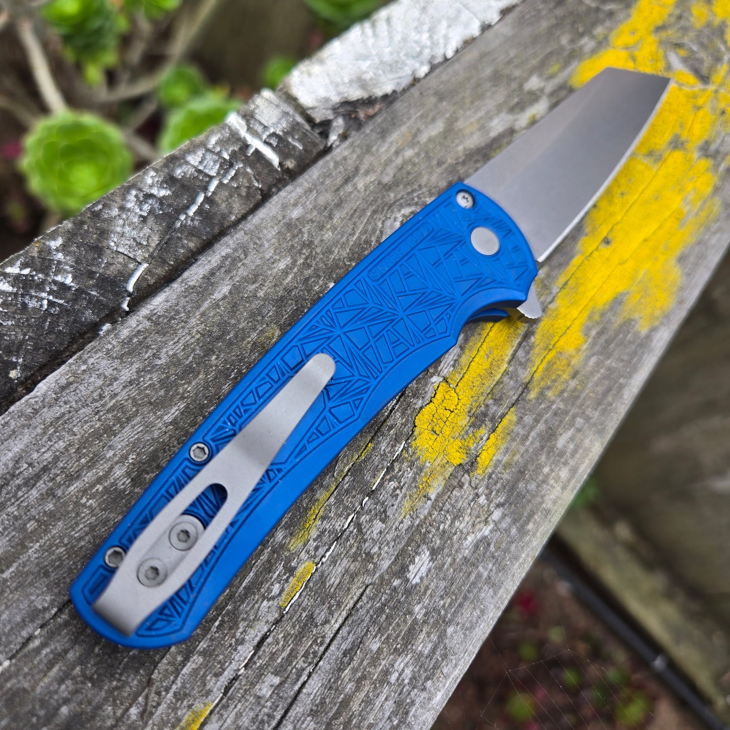 Protech 5405-Blue Malibu Nexus Magnacut Reverse Tanto Flipper