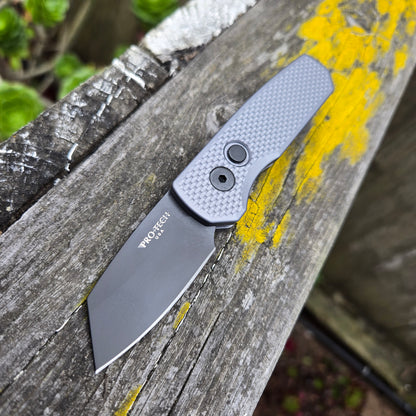 Protech R5406-Grey Runt 5 Reverse Tanto Black DLC Magnacut Auto