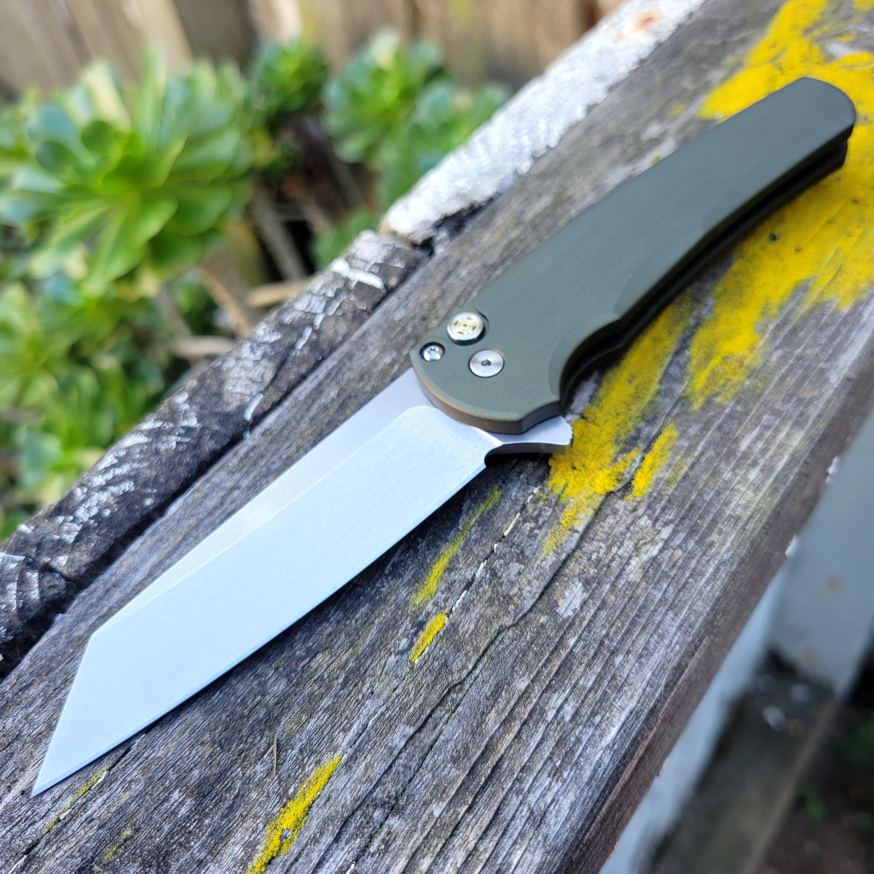 Protech 2024 CCKS FALL 5401-Green Malibu Magnacut Reverse Tanto Flipper *LIMITED EDITION*