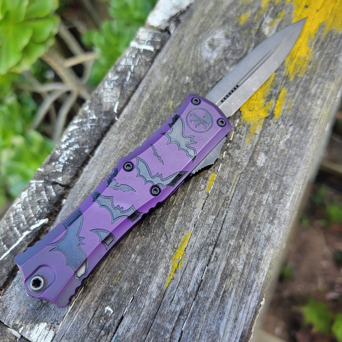 Microtech 1702M-1HWBAS Hera II Mini D/E Bats OTF