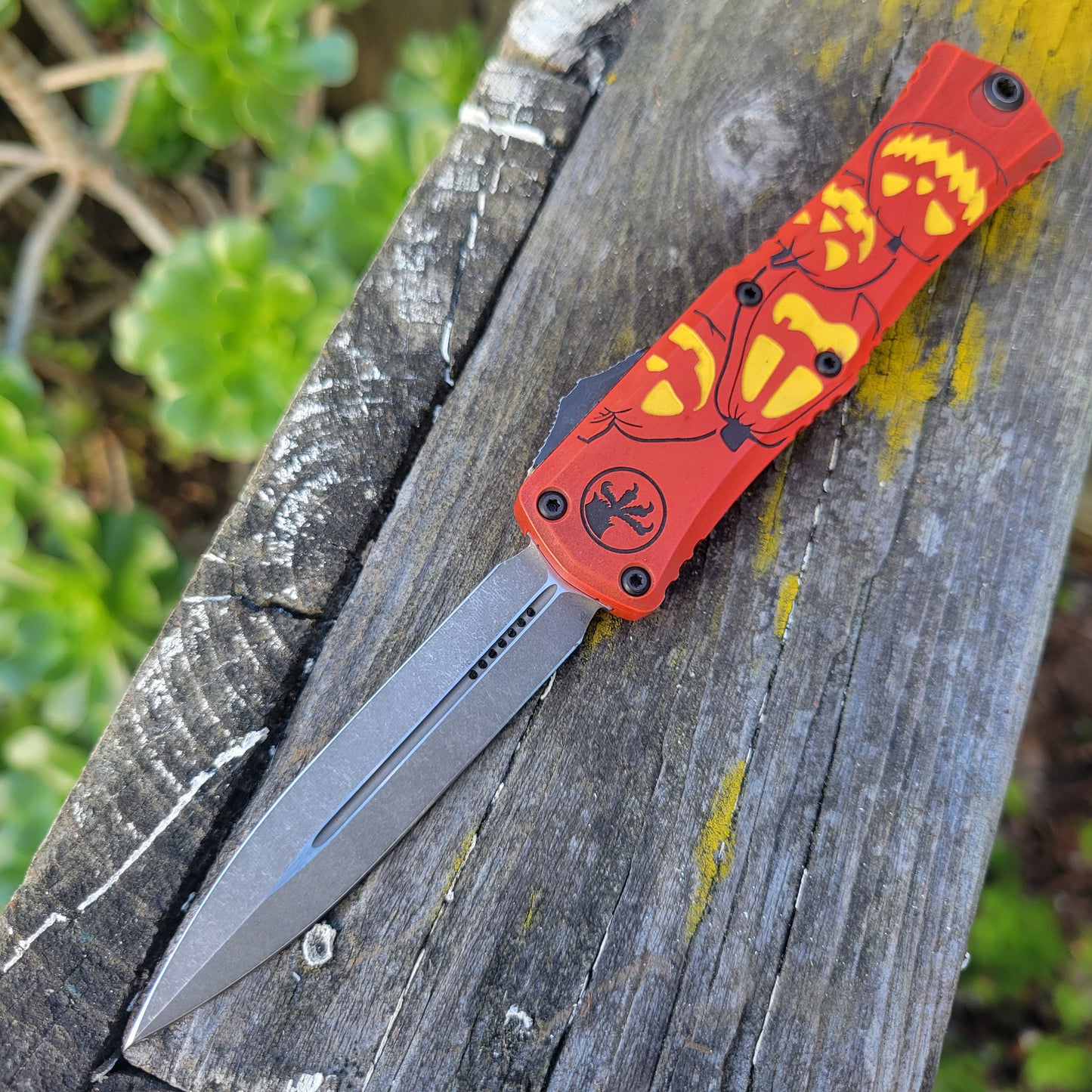 Microtech 1702M-1HWJLS Hera II Mini D/E Jack-o-Lantern OTF