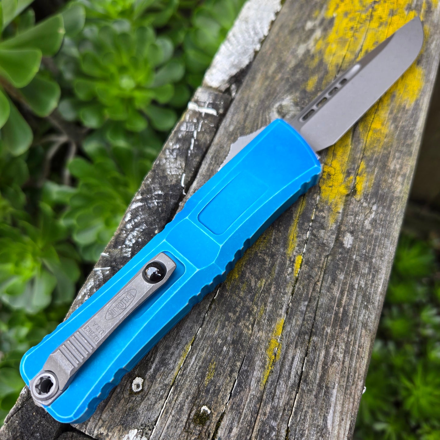 Microtech 1141-10MBL Combat Troodon Gen III S/E Apocalyptic Standard Marbled Blue OTF