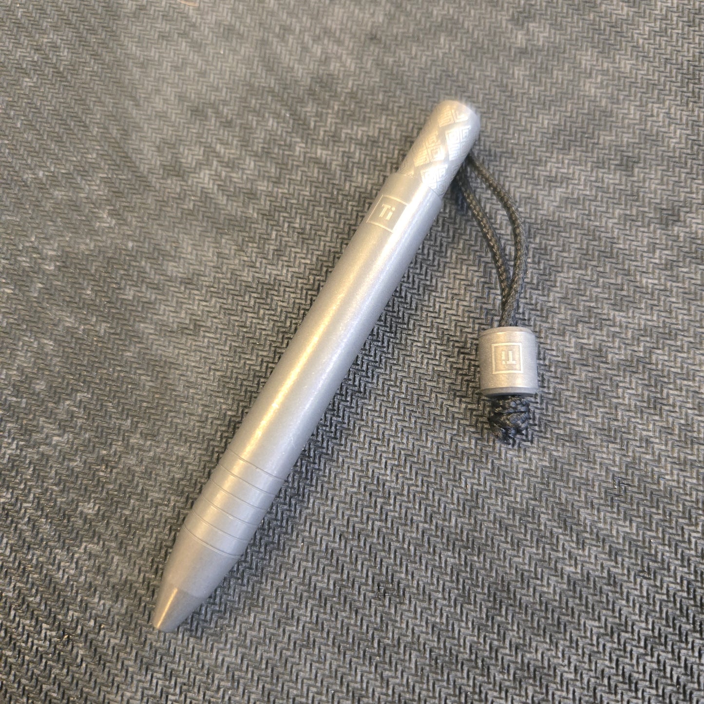 Ocaso Knives x BigiDesign Titanium Mini Pen - Stonewash