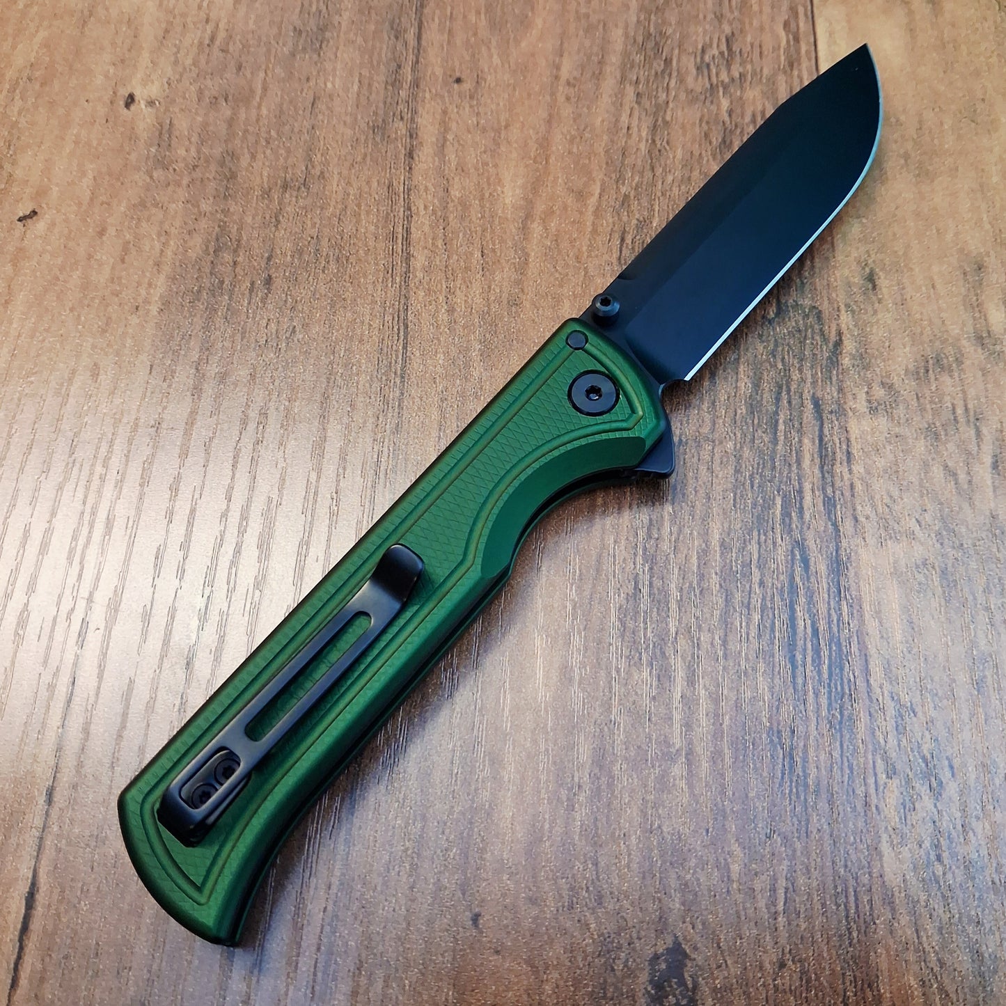 Squid Industries Matte OD Green Black DLC Surf Folder