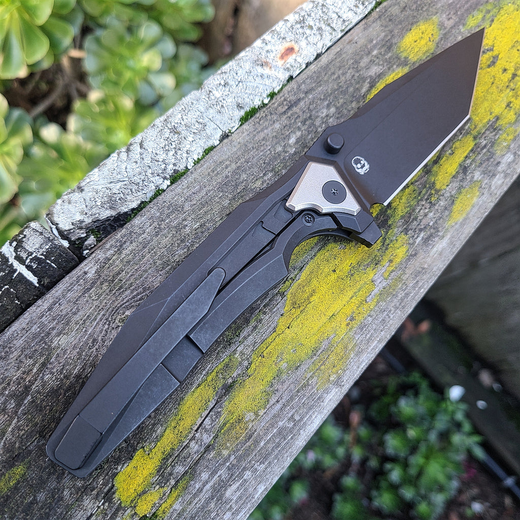 Arcane Design CREATURE Black 20CV Black Titanium Folder