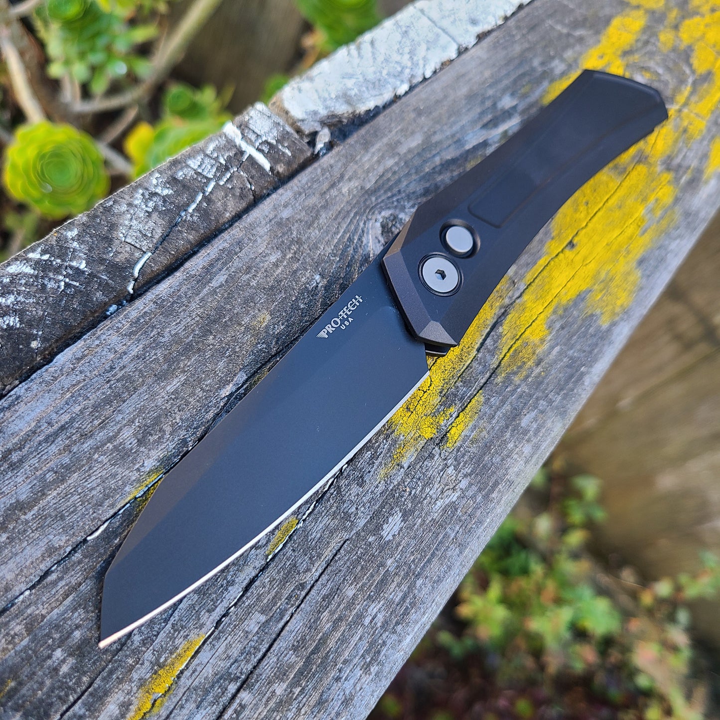 Protech DS103 Black Oligarch Magnacut Sinkevich Auto