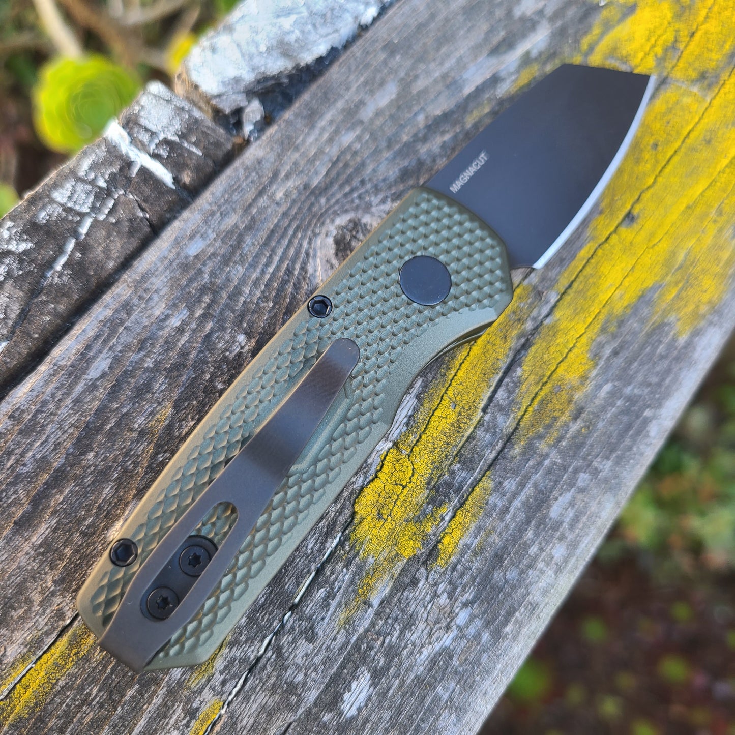 Protech R5406-Green Runt 5 Black DLC Magnacut Reverse Tanto Auto