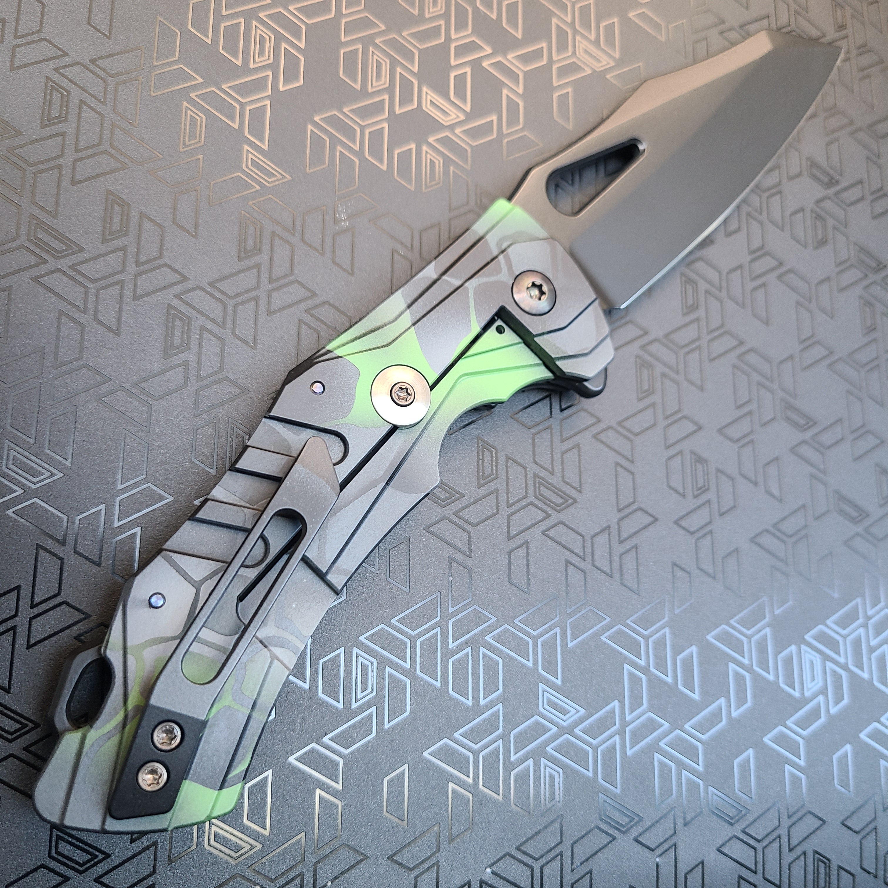Ed Cope Project Venturous SR33 CTS-XHP Titanium Camo Folder