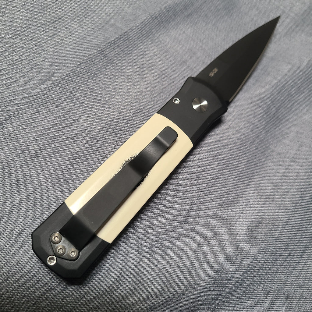 Protech 752 *CUSTOM SCRIMSHAW* Godson Tuxedo Ivory Micarta Black 154cm Auto