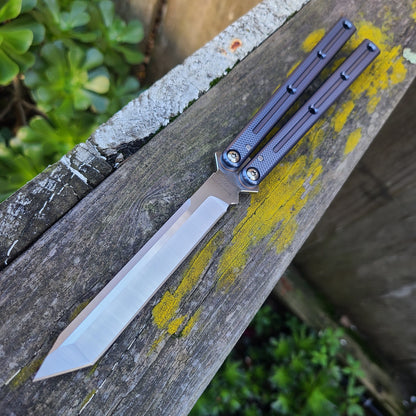 **DO NOT USE** Squid Industries Krake Raken Gunmetal Tanto V3 Balisong