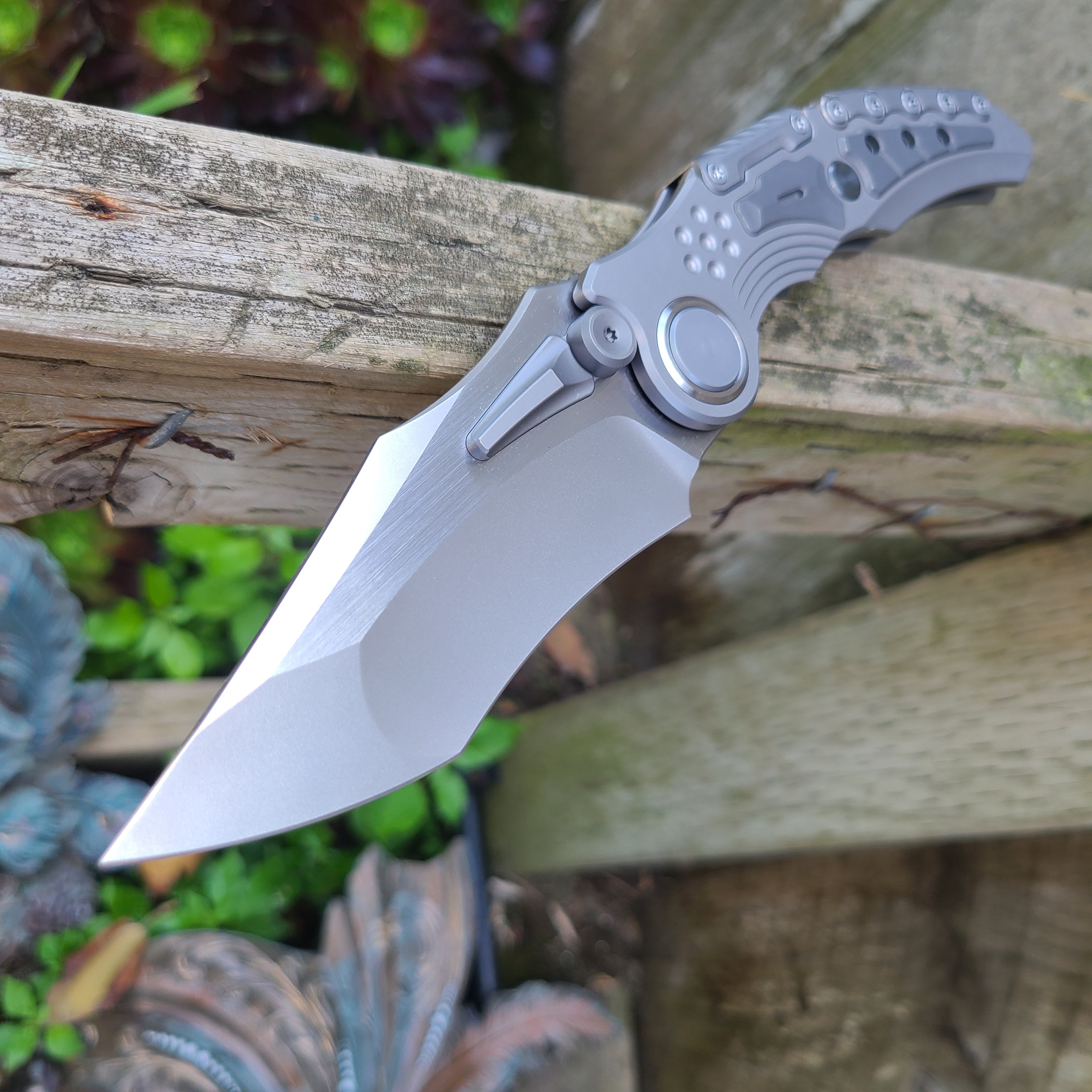 Maxace M25A Sand Hydra Magnacut Folder