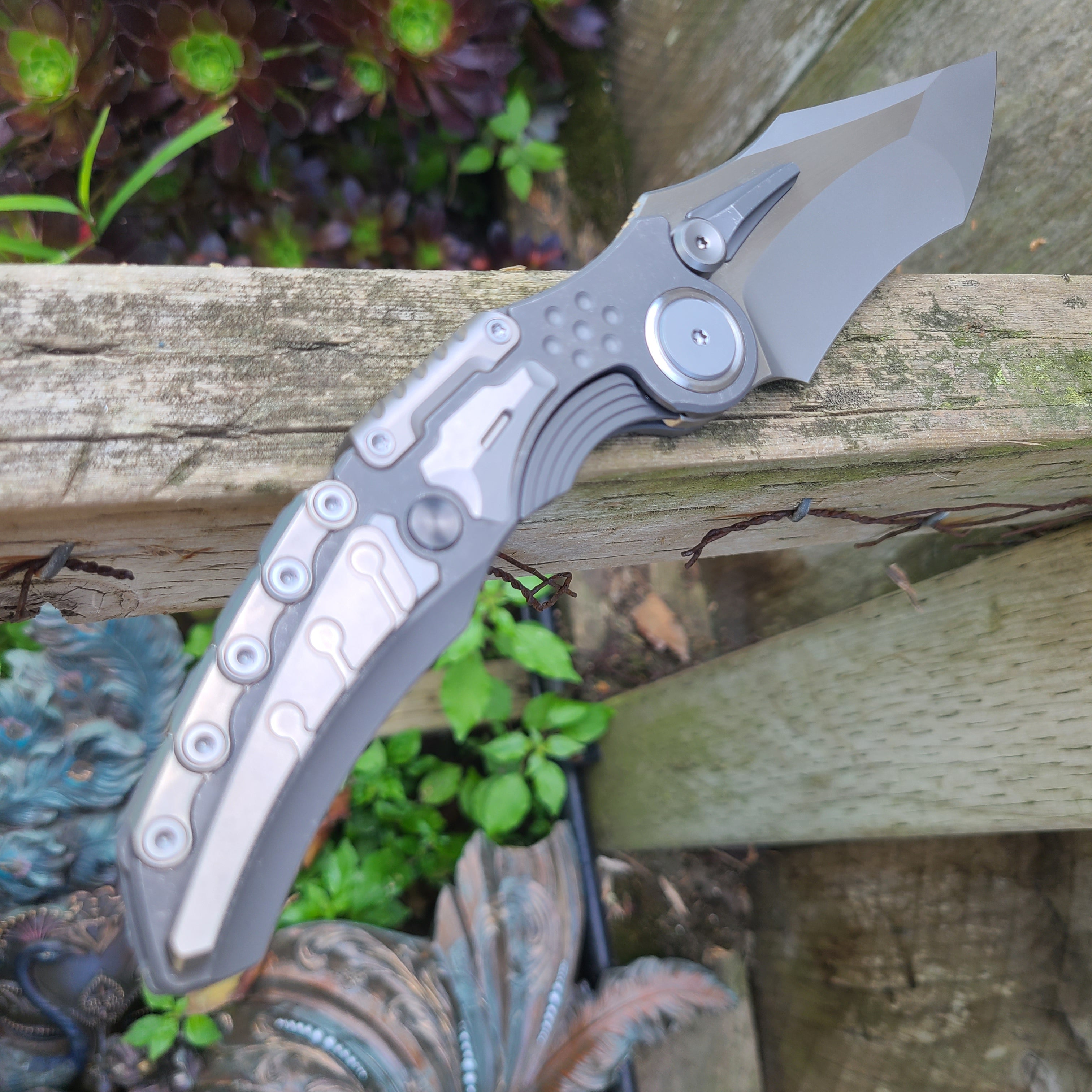 Maxace M25B Stonewash Hydra Magnacut Folder