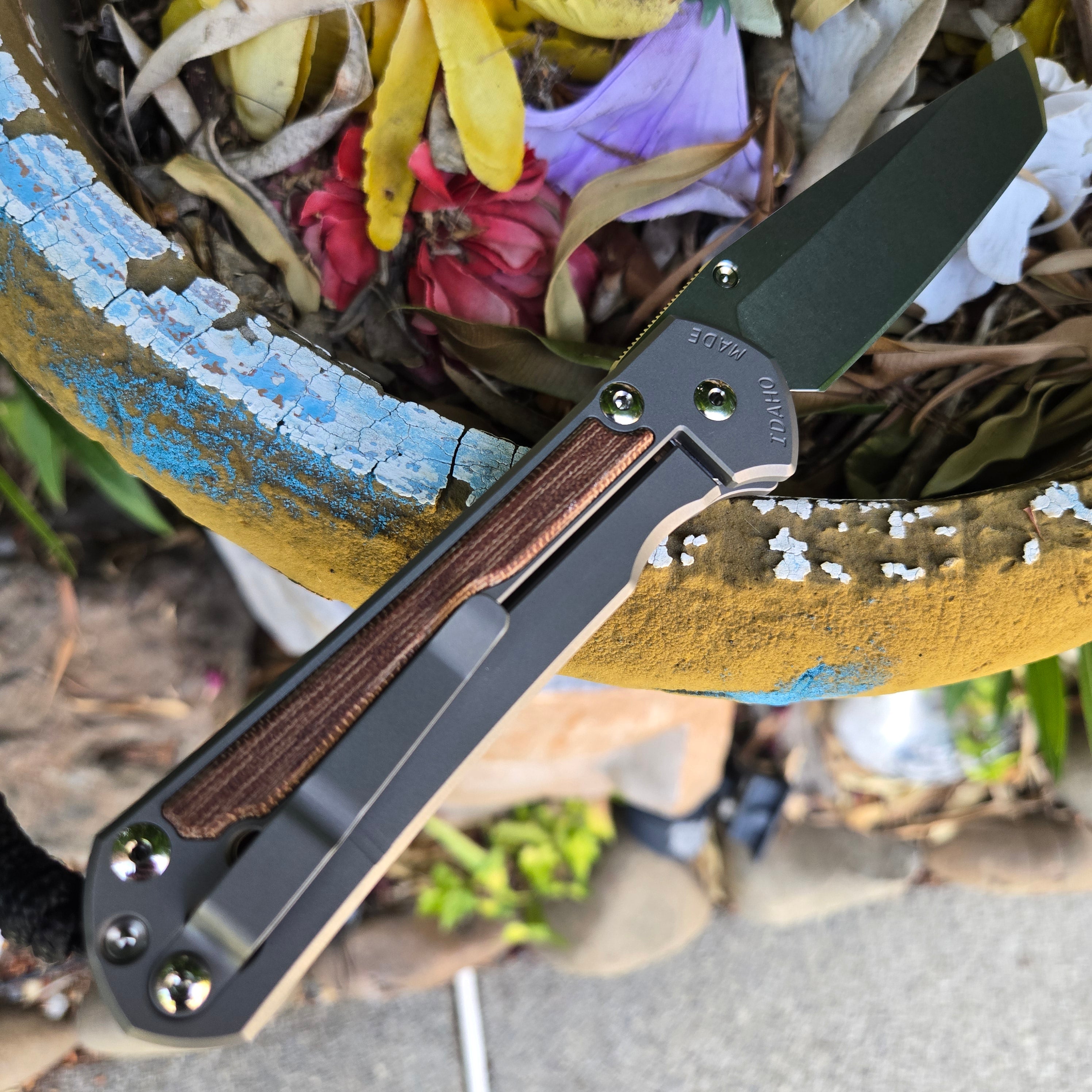 Chris Reeve L31-1234 Large Sebenza 31 Tanto Magnacut Natural Canvas Micarta Folder