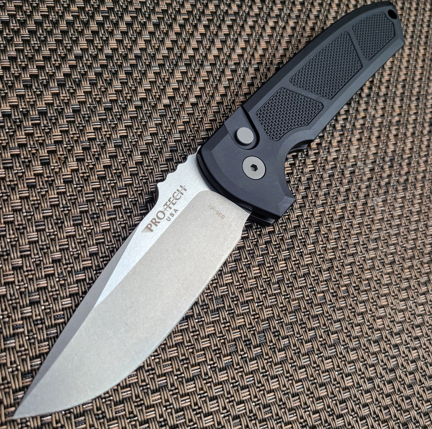 Protech LG305 Les George Rockeye Auto