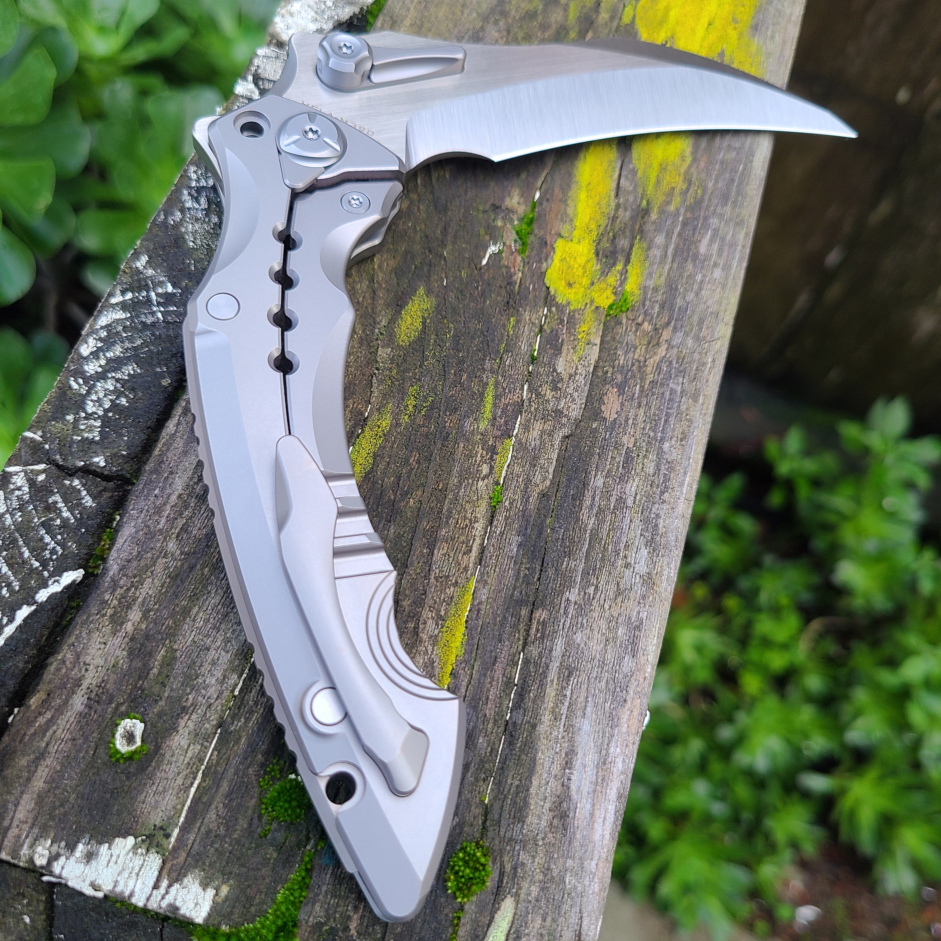 Maxace M20A Hela Grey Titanium M390 Folder