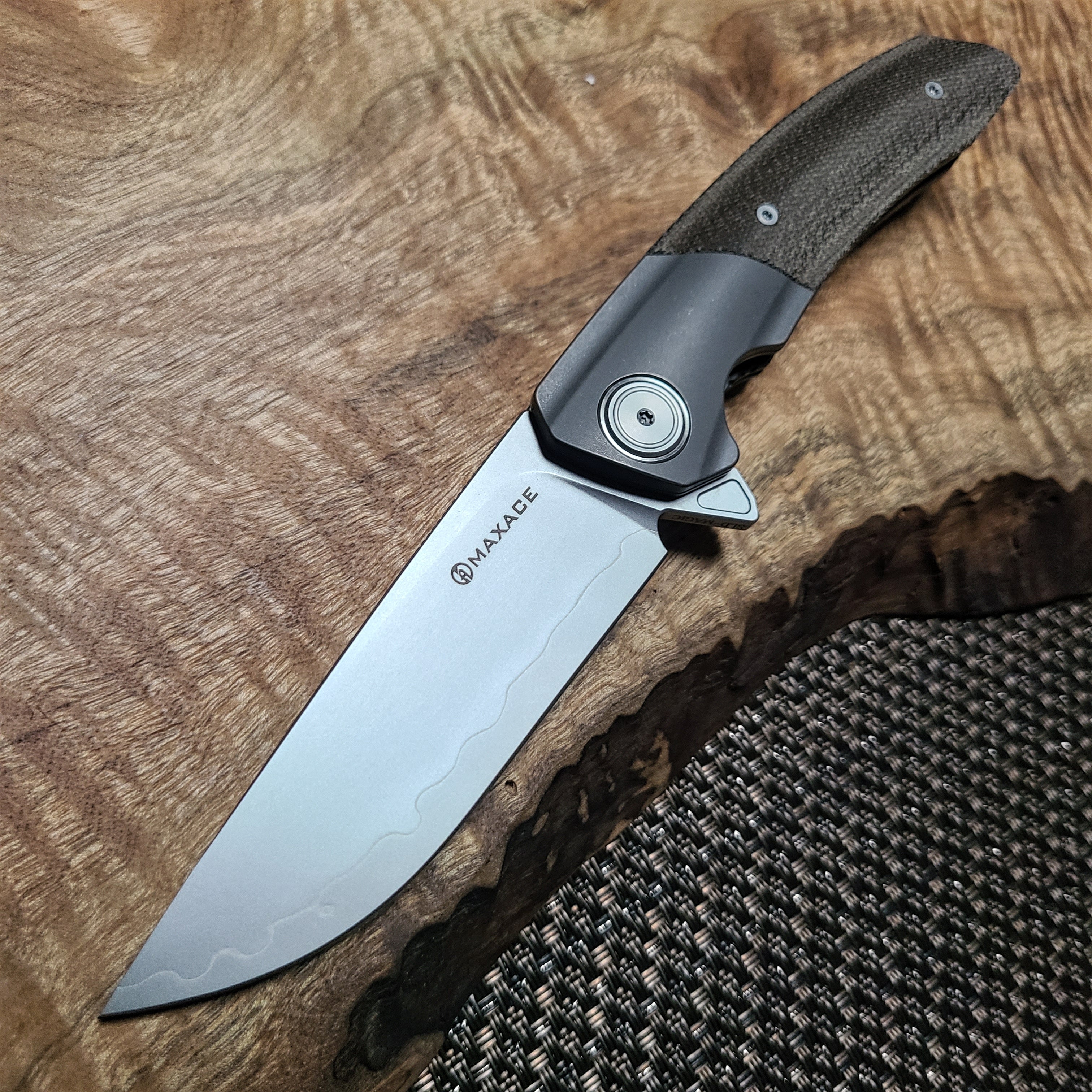 Maxace M16G Mamba Titanium/Brown Micarta SLD Magic Folder
