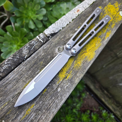 Monterey Bay Knives Kaiju S35vn Balisong